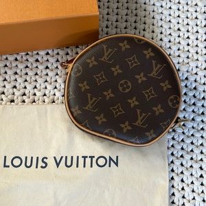 ❌SOLD❌ Authentic Boite Chapeau Souple Pm